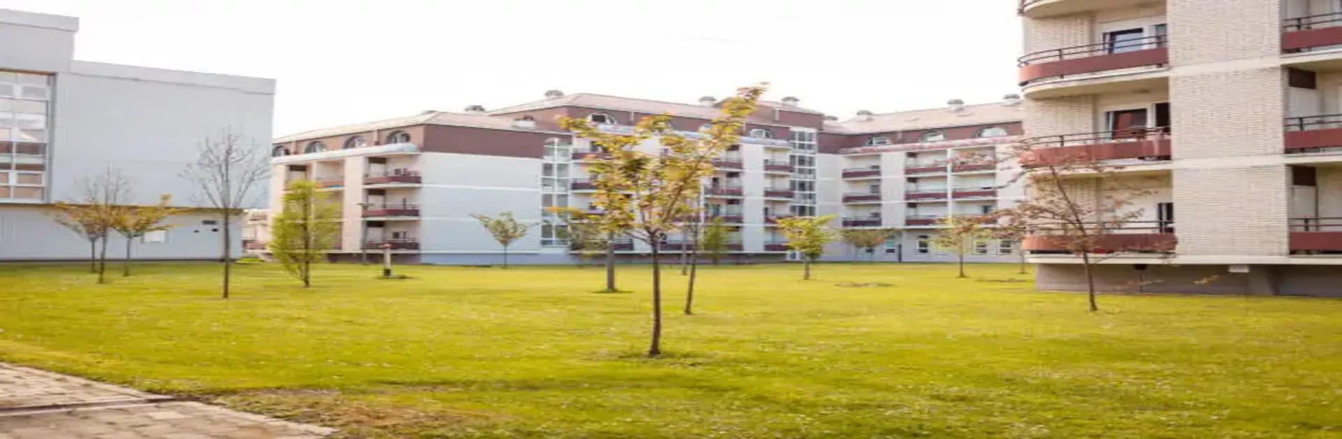 Greenfront at Godrej Park World