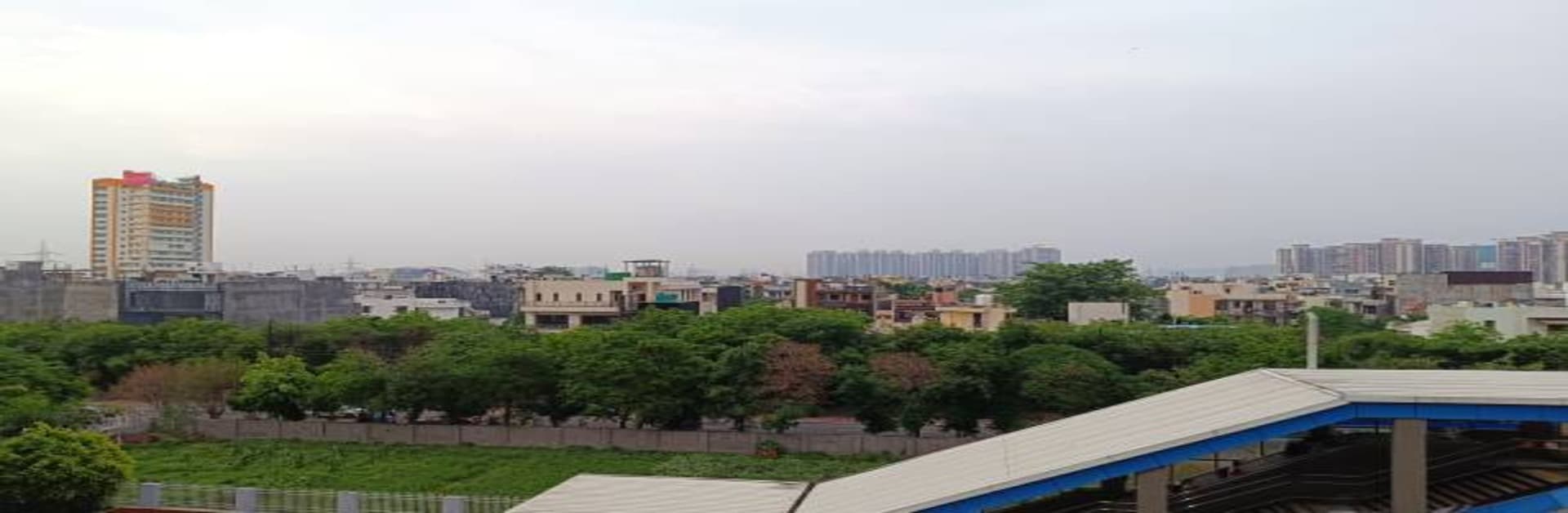 Flats in Central Noida