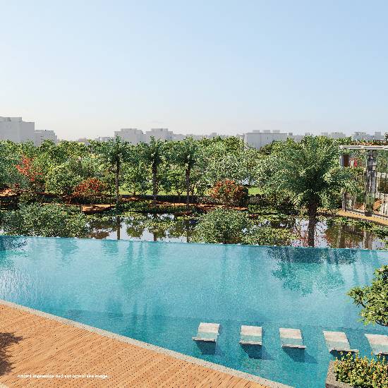 INIFINITY EDGE SWIMMING POOL