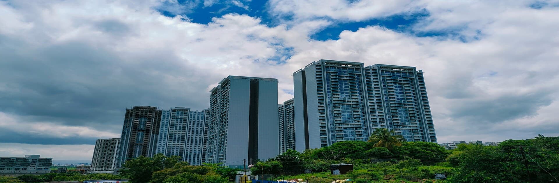 Spacious residential development in Greater Noida