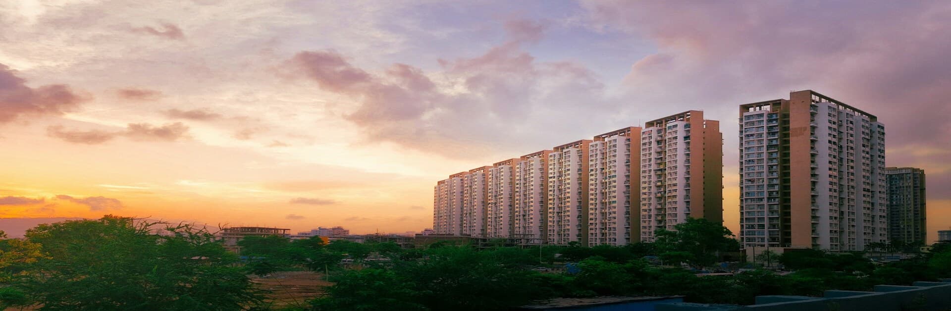 Modern 4 BHK apartments in Noida with spacious interiors